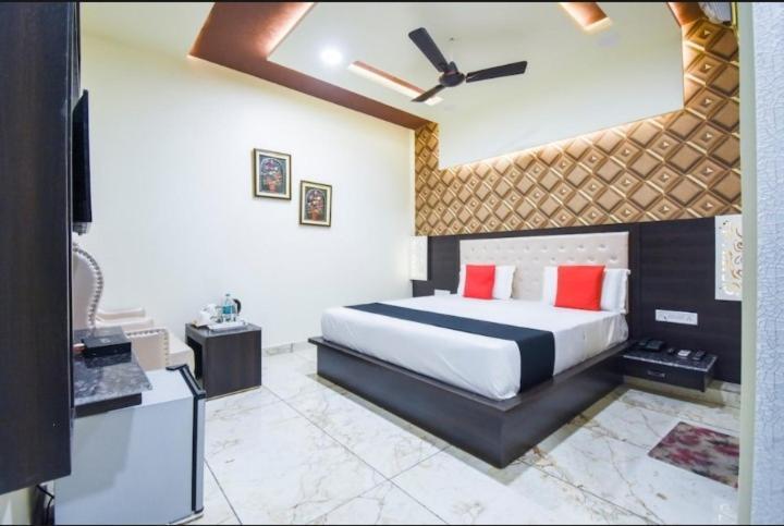 Hotel Ravi Residency Dźalandhar Zewnętrze zdjęcie